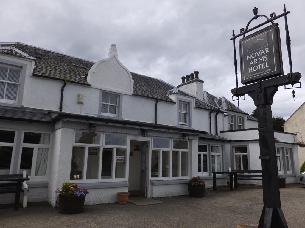 Novar Arms Hotel Evanton Exterior photo