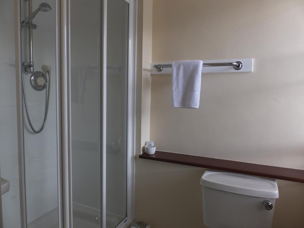 Novar Arms Hotel Evanton Room photo