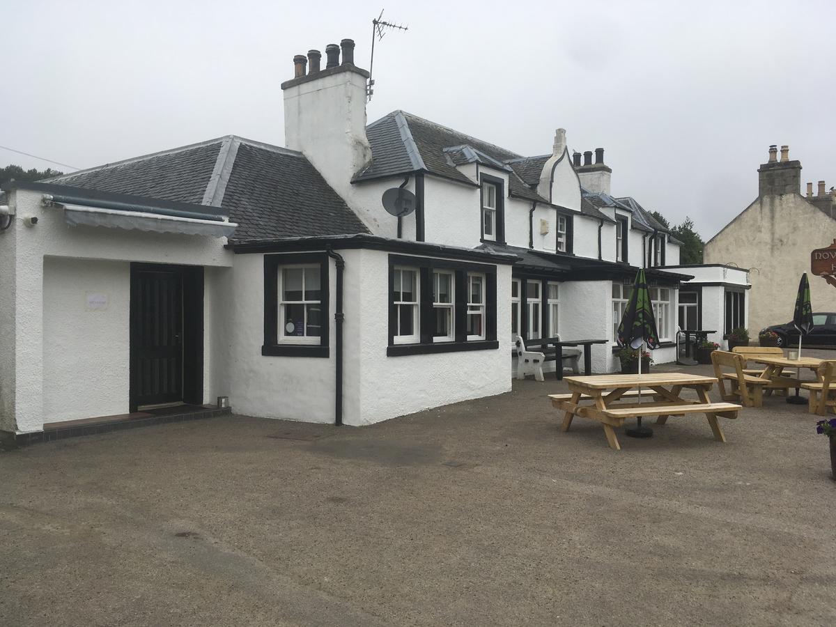 Novar Arms Hotel Evanton Exterior photo
